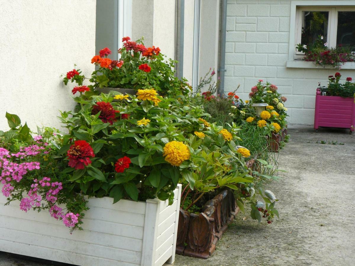 Une Chambre A Neuilly Guest House Exterior foto